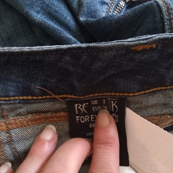 Jeans - Picture 5 of 5